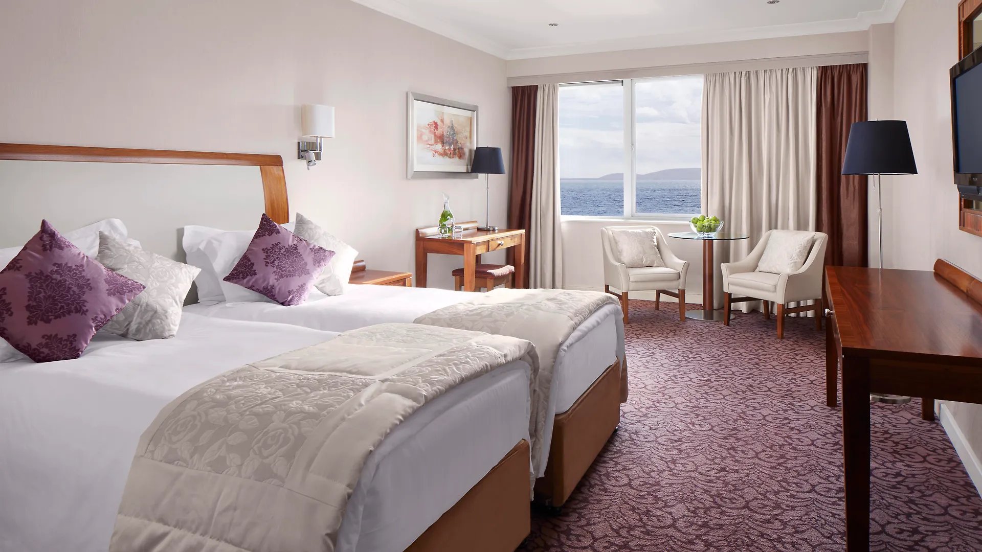 Salthill Hotel Galway 4*,  Ireland